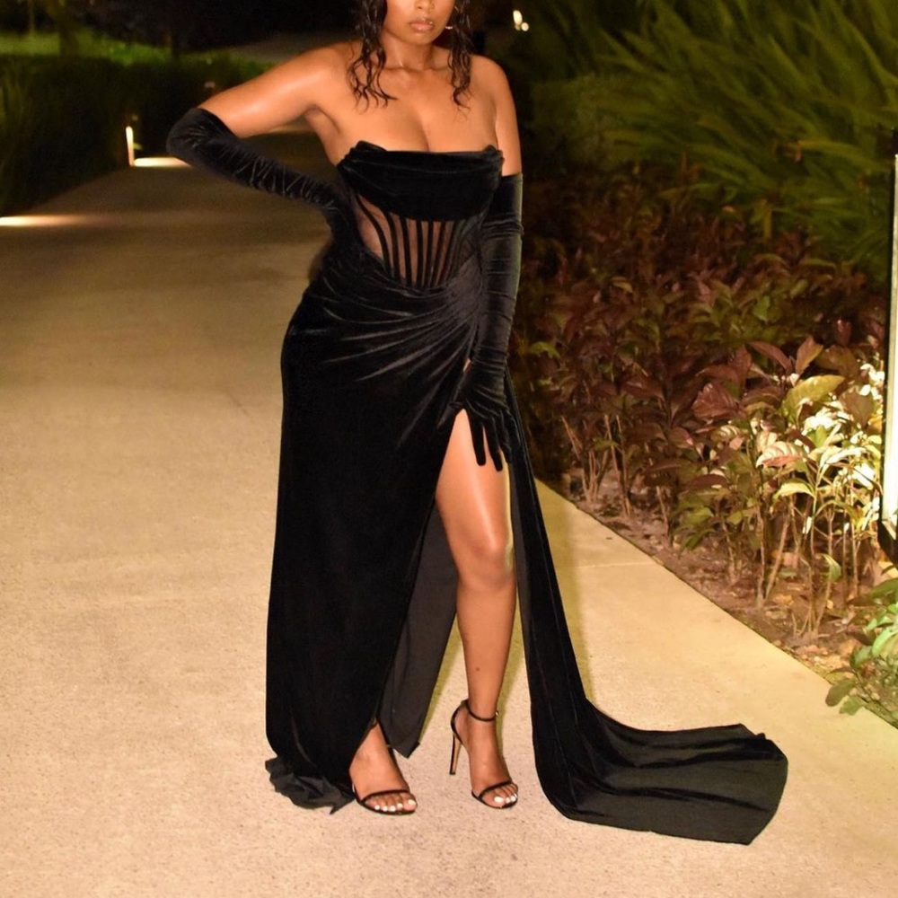 Misscircle Gown